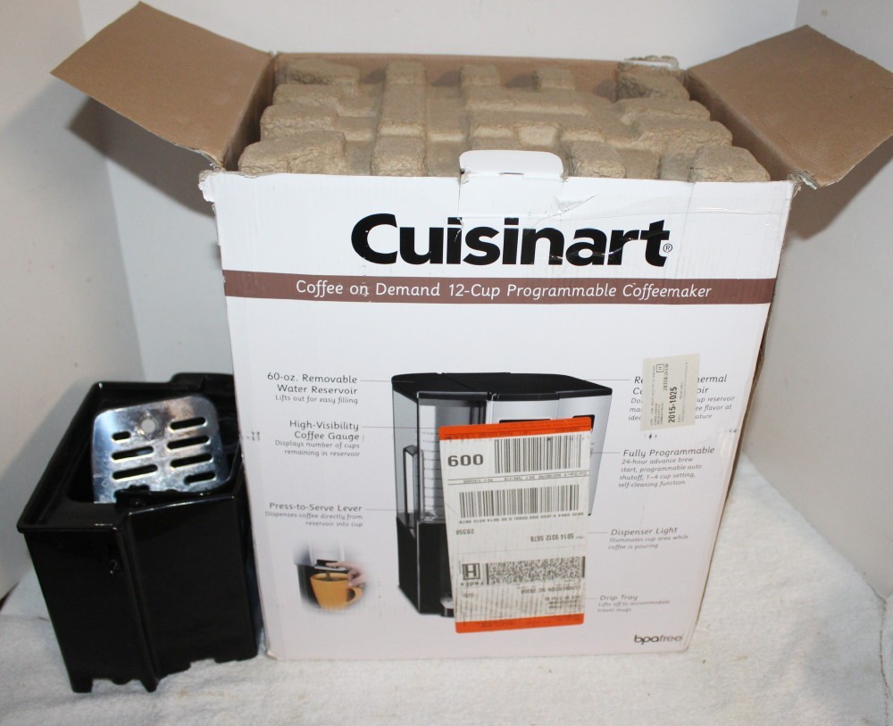 Cuisinart DCC-3000P1 Programmable 12 Cup Coffeemaker in Box + Extras ~ Working