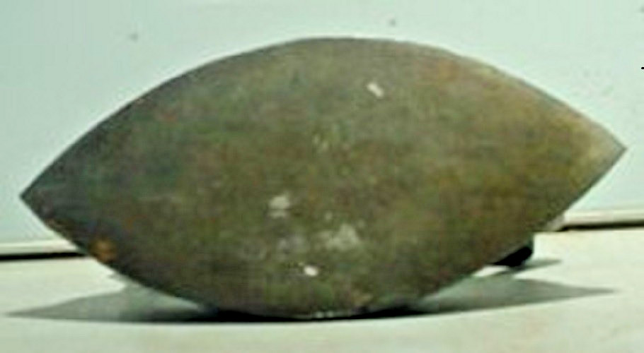 VINTAGE SMALL DOVER SAD IRON W/ HANDLE