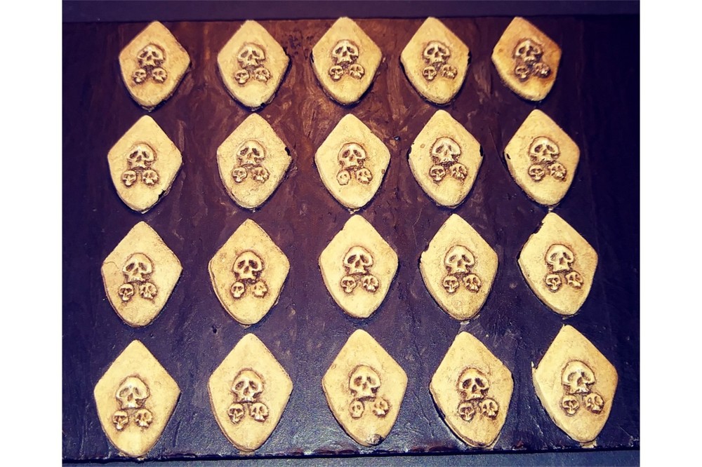 15mm Fantasy Chaos Cavalry Shields (20 shields)