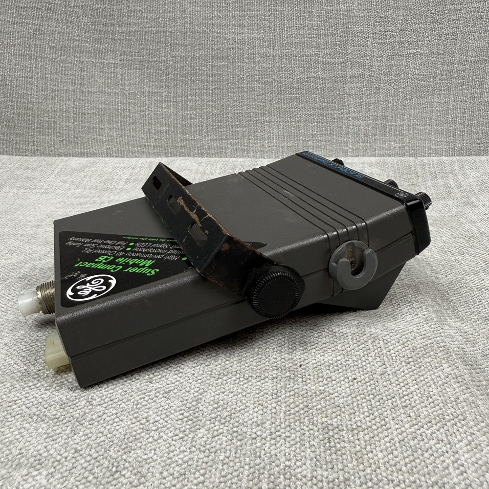 GE Mobile CB Transceiver- untested