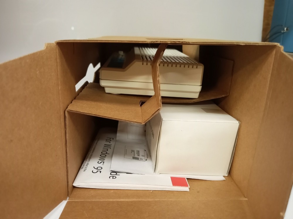 3Com 5686 56K Analog Modem Faxmodem v.90 USR US Robotics NOB