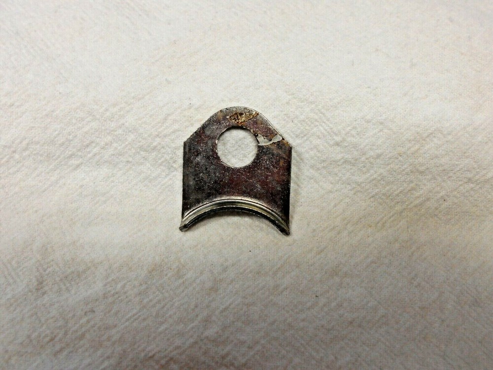 CUMMINS 3049216 Clamp