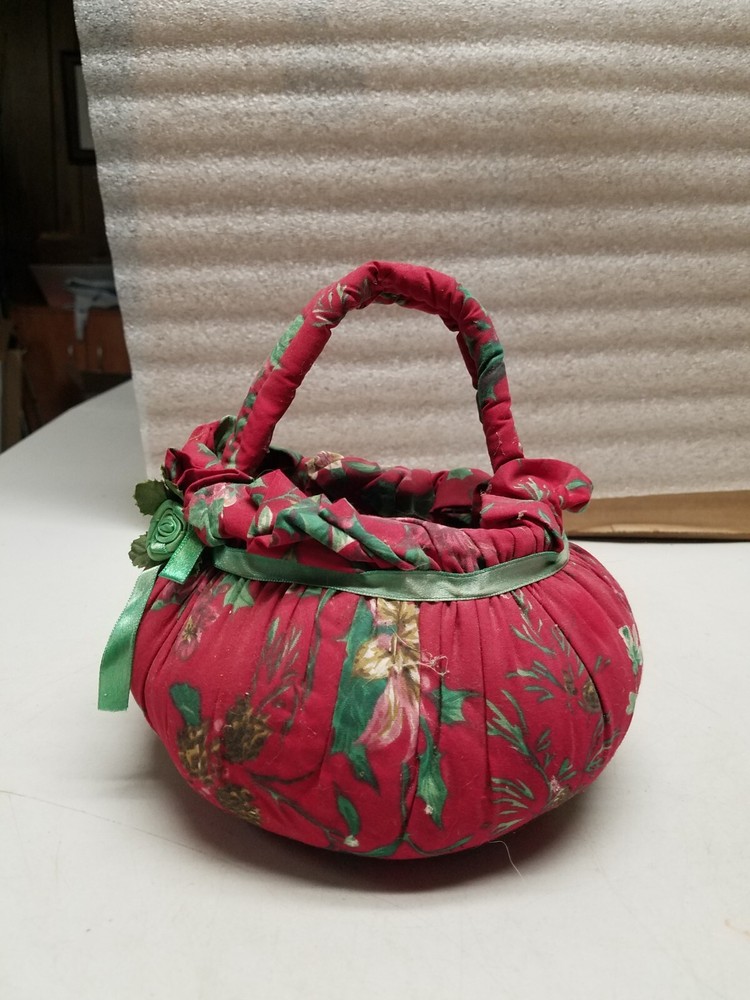 Red Floral Padded Cloth Basket with Handle (B)