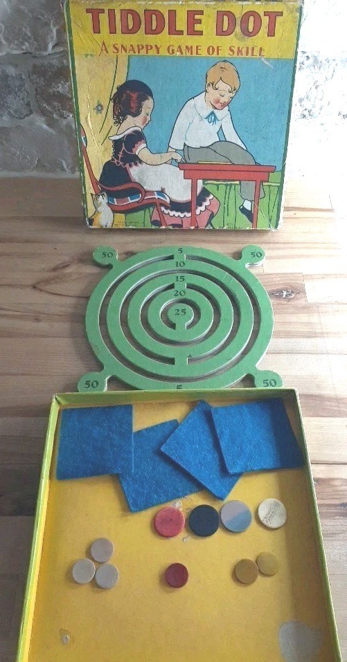 RARE Milton Bradley Tiddle Dot game Springfield, Mass. AS FOUND