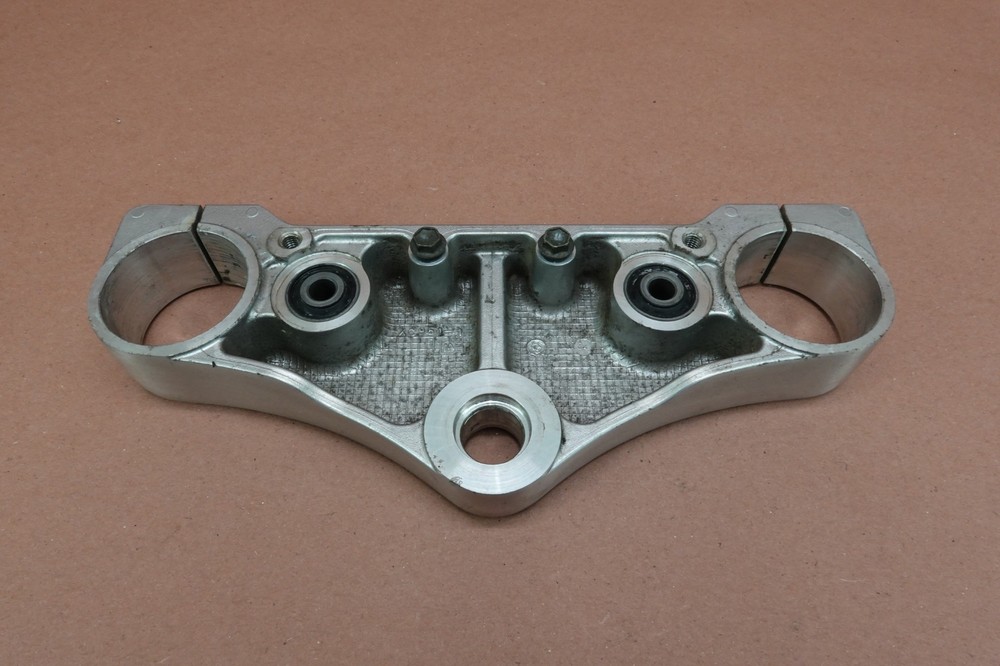 2005-2009 SUZUKI BOULEVARD M50 Upper Triple Tree Fork Clamp