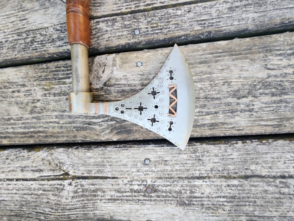 Pierced Head Axe Kulhari Set Plaque Shield Holder Ornamental Decor Medieval