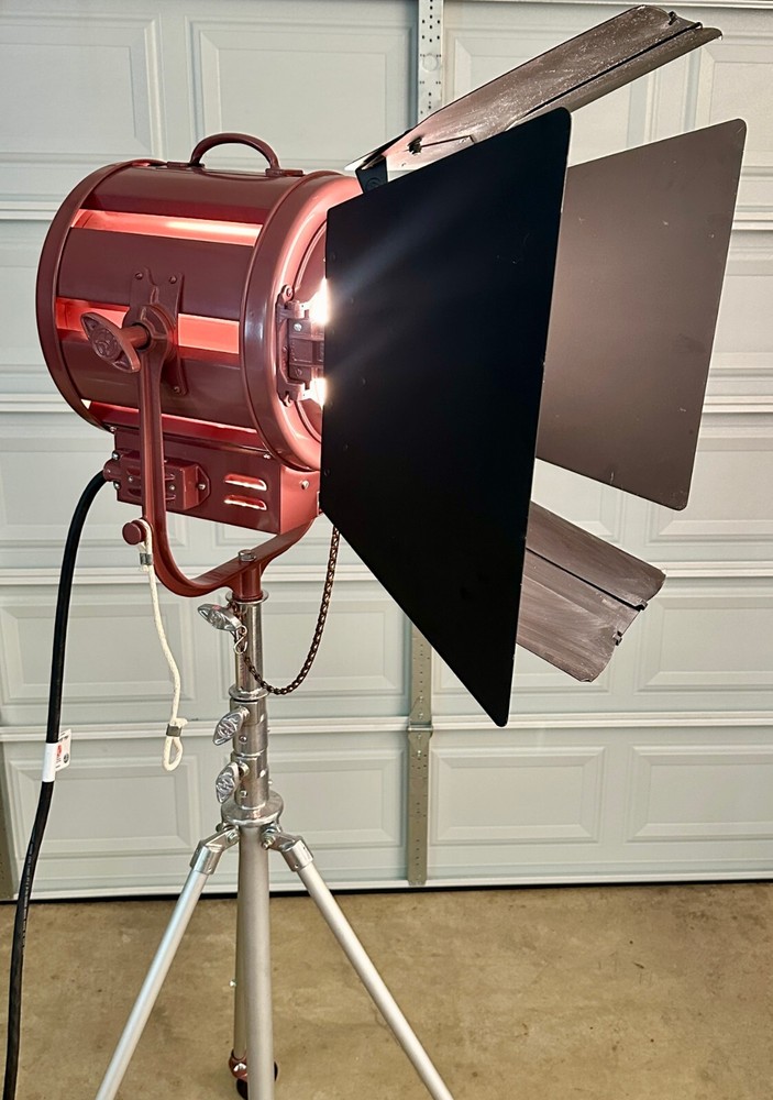 Mole Richardson 412 Junior Solar Spotlight & Mole Richardson light stand Package