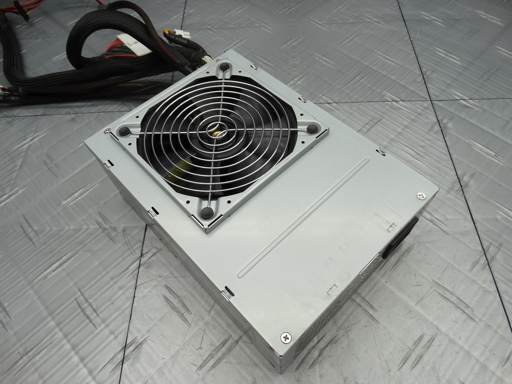 Delta Electronics ThinkStation D20 Workstation 1030W DPS-1060AB