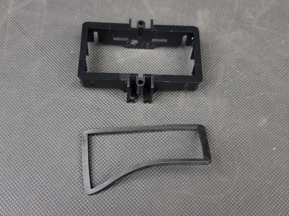 Red Lion Miniature DC Voltmeter Model CUB4V020