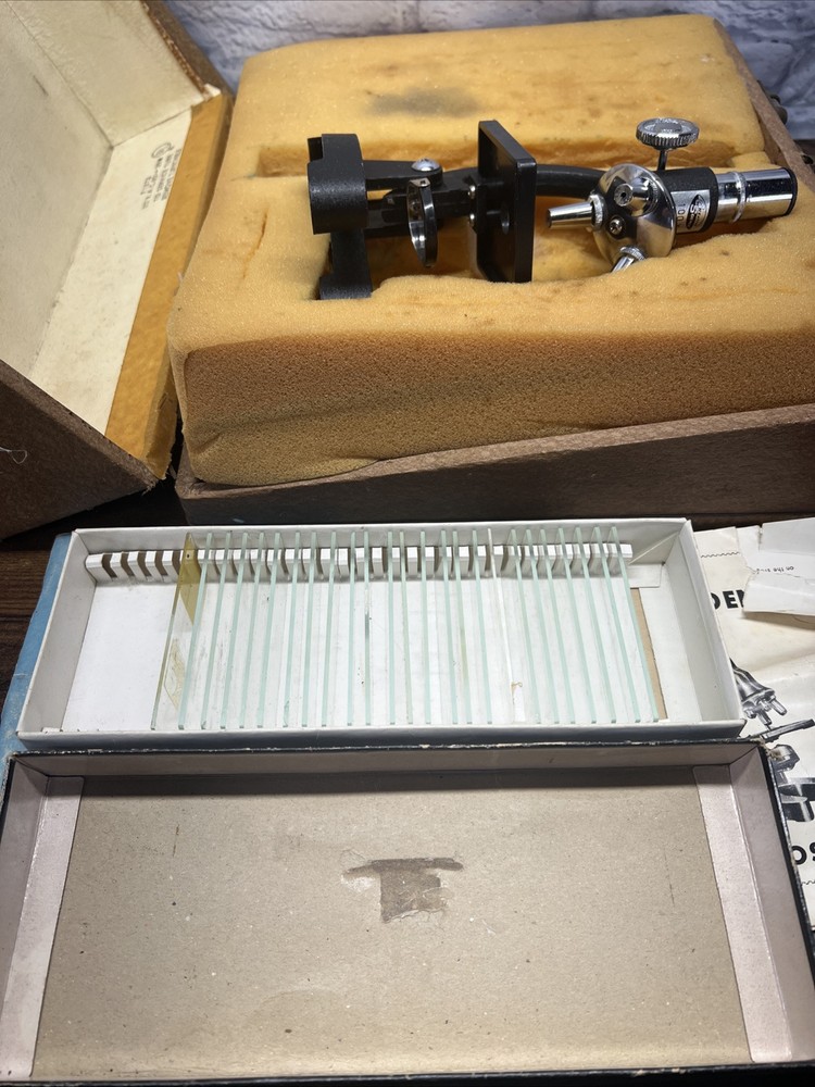 Vintage Creative Science Student School Microscope With Hard Philco Case Tasco