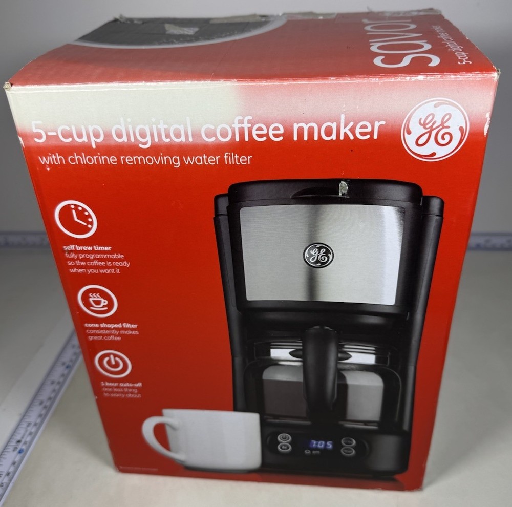 GE 5 cup Digitalcoffee maker Model 169208 Open Box