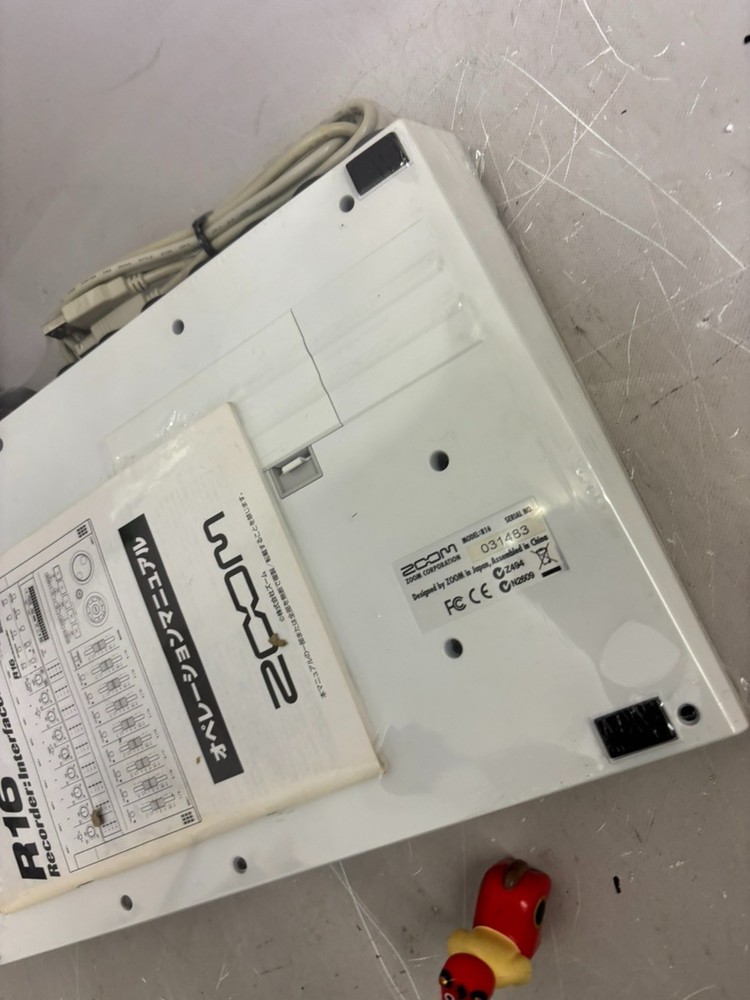 Zoom R16 Multitrack Recorder Audio Interface Controller from Japan