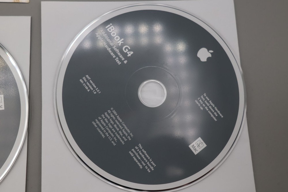 Apple iBook G4 Mac OS Discs Install Disc SET Additional Software & Hardware Test