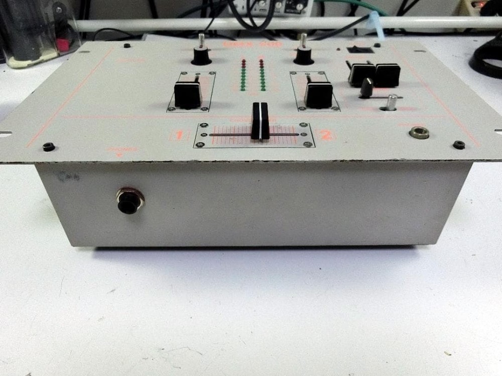 DENON DMX-200 DMX Lighting Controller Stage Light Control Professional Console