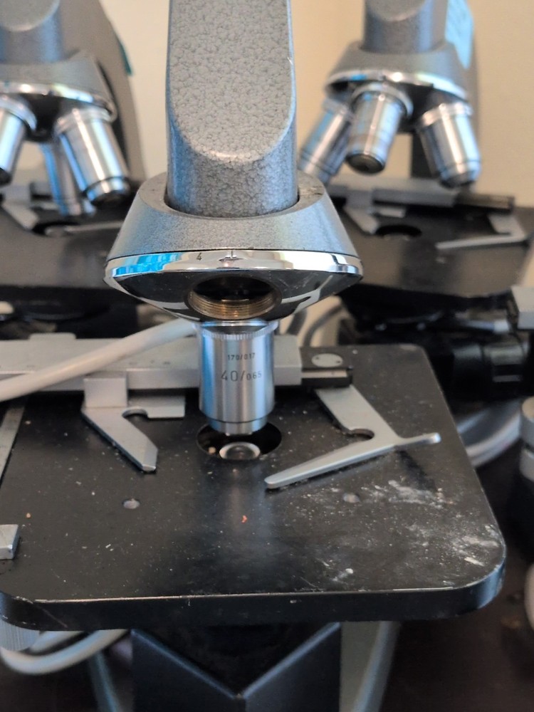 Lot Of 4eitz microscope ( Light Will Not Come On )