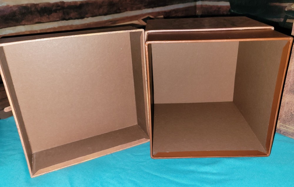 2 Primitive The Farmhouse Nesting Stackable Boxes Country Rustic Decoration