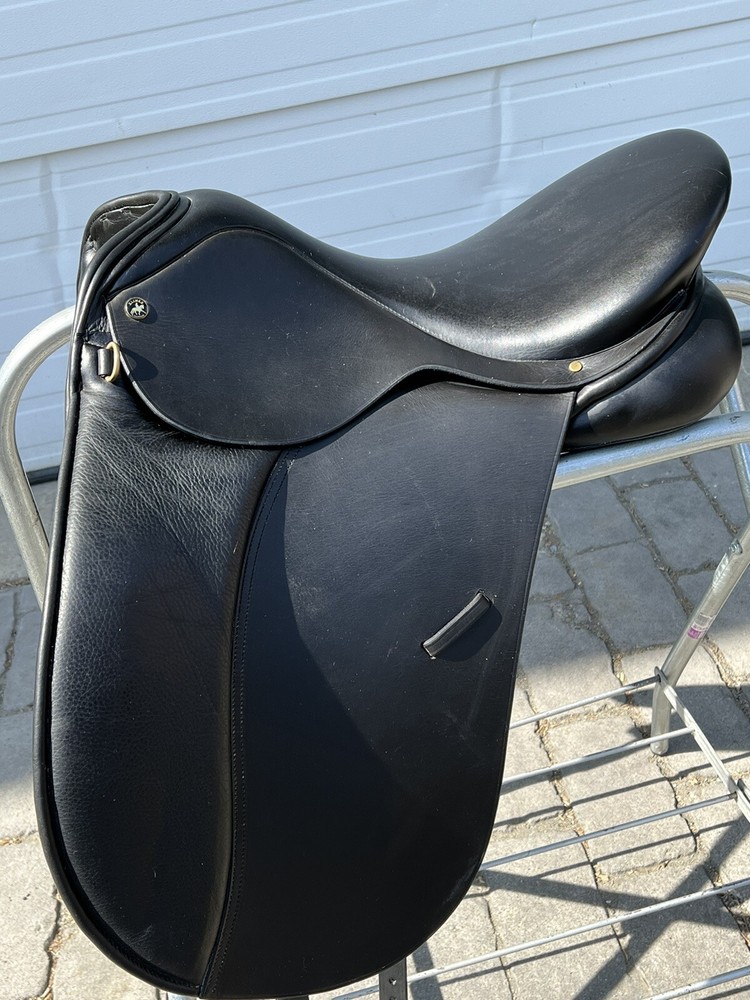 Klimke 17.5" Dressage Saddle