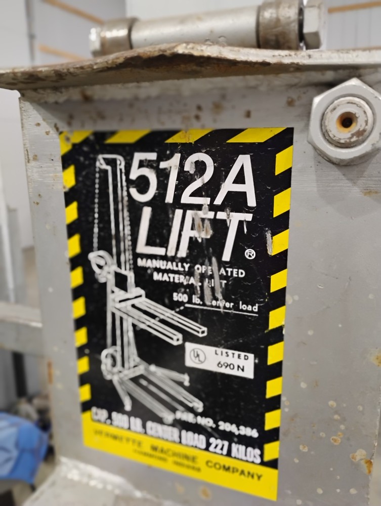 Vermette 512a Adjustable Height Material Handler Lift