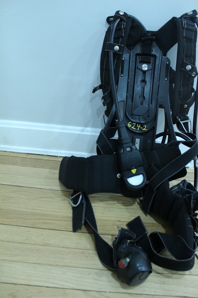 DRAGER SCBA PSS 100 FIREFIGHTER AIR SYSTEM working condition