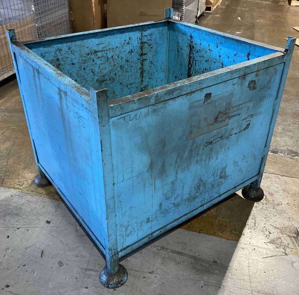 Metal Bins for Warehouse