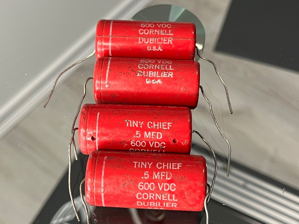 One Cornell Dubilier Tiny Chief .5 uf 600v Guitar Capacitor