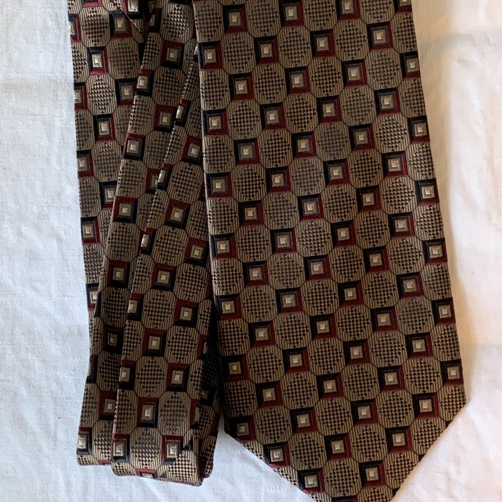 DC Daniel Craig 007 Men’s Silk Tie Geometric Multicolor