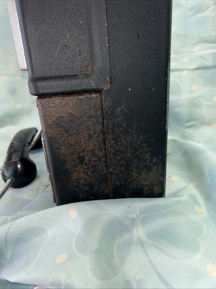 vintage pay phone telephone Push Button. (no Keys).