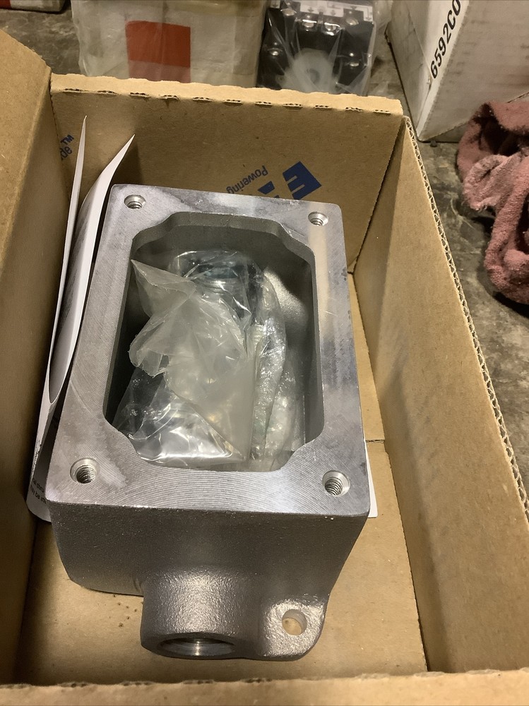 Eaton EDSCM21 Single Gang Device Body