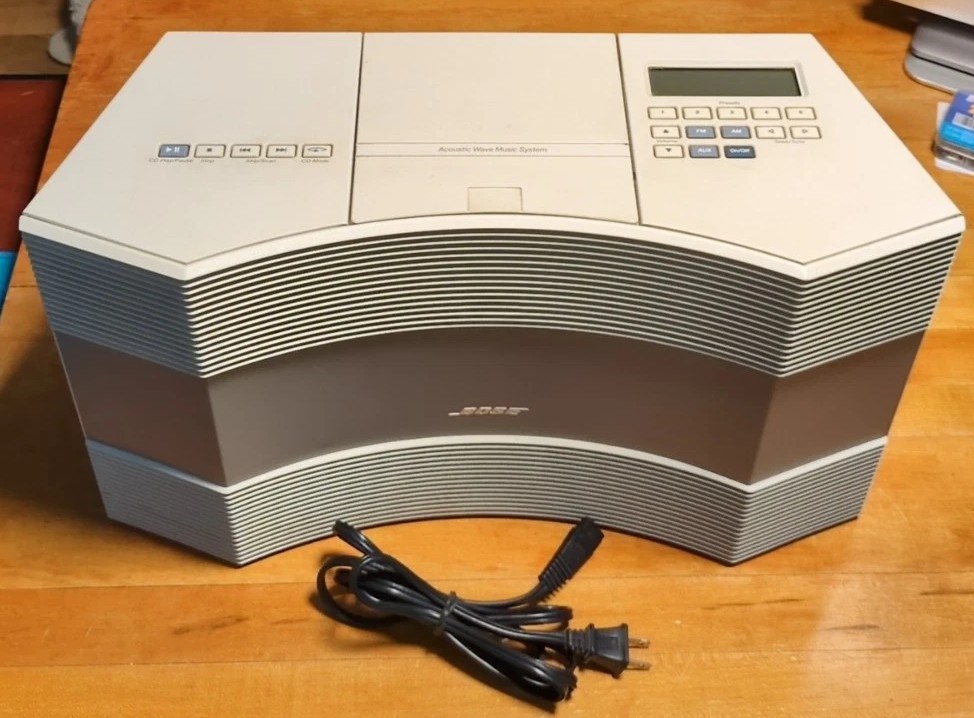 Bose Acoustic Wave Music System CD-3000 White