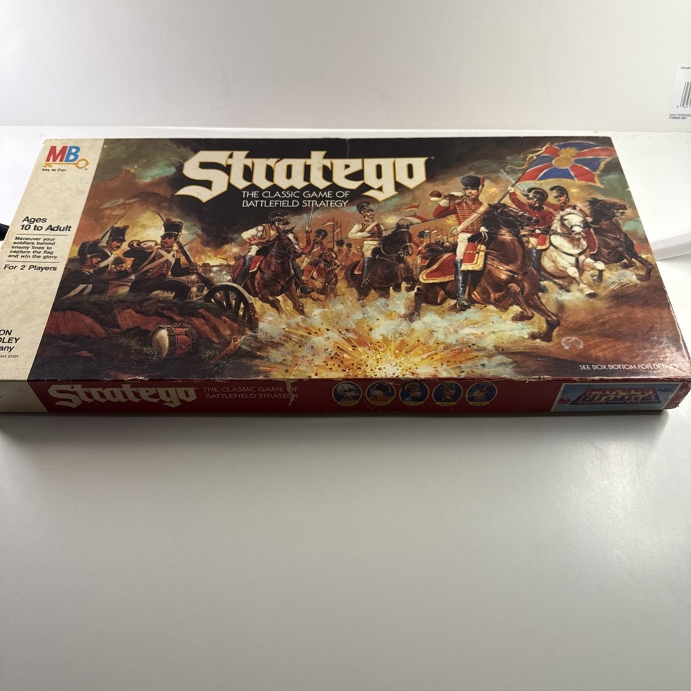 Milton Bradley Stratego 1986 Board Game Complete