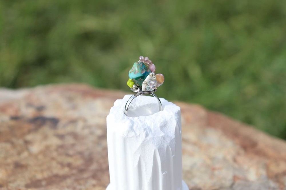 Handmade Beaded Gold-plated Ring-adjustable size 6-11