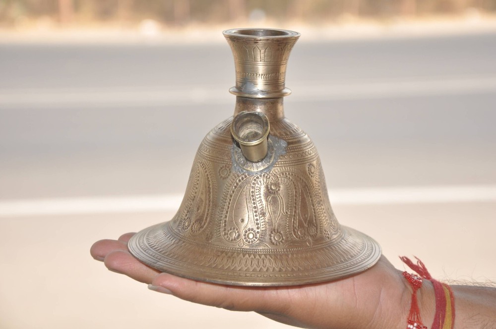 Vintage Solid Unique Shape Brass Handcrafted Inlay Engraved Hukha Base