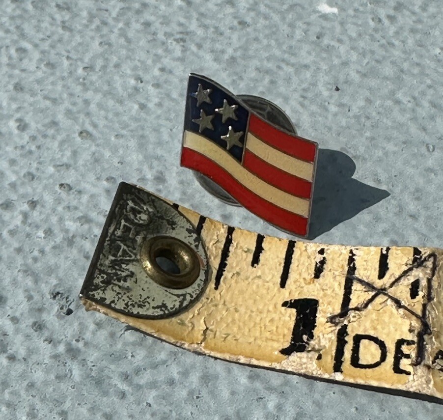 American Flag Hat/lapel Pin Vintage