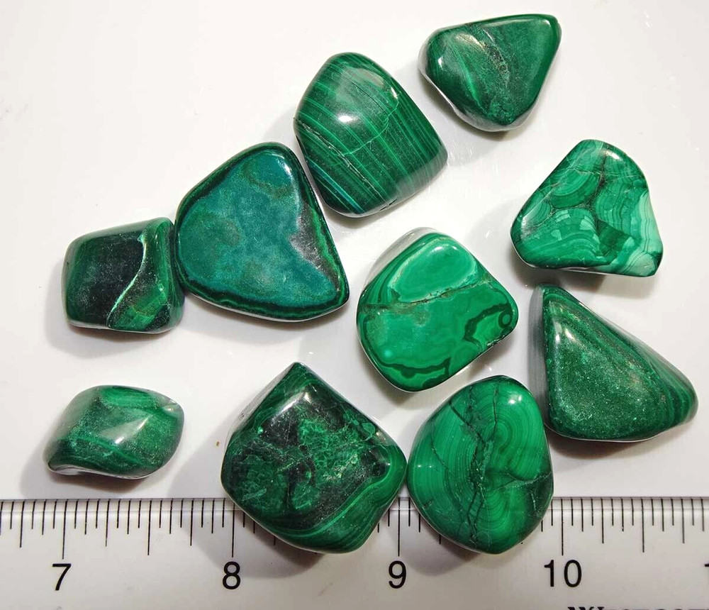 Malachite - 10 Tumbled Stones rt555x