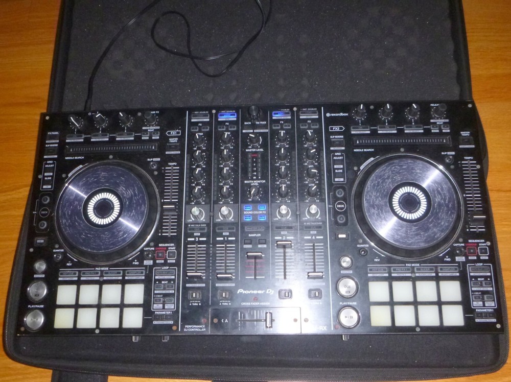 Pioneer DJ DDJ-RX Performance DJ Controller 4-Channel