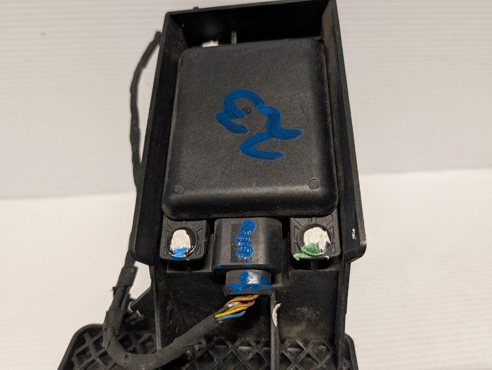 2016-2019 Volkswagen DRIVER LEFT Blind Spot Radar Sensor