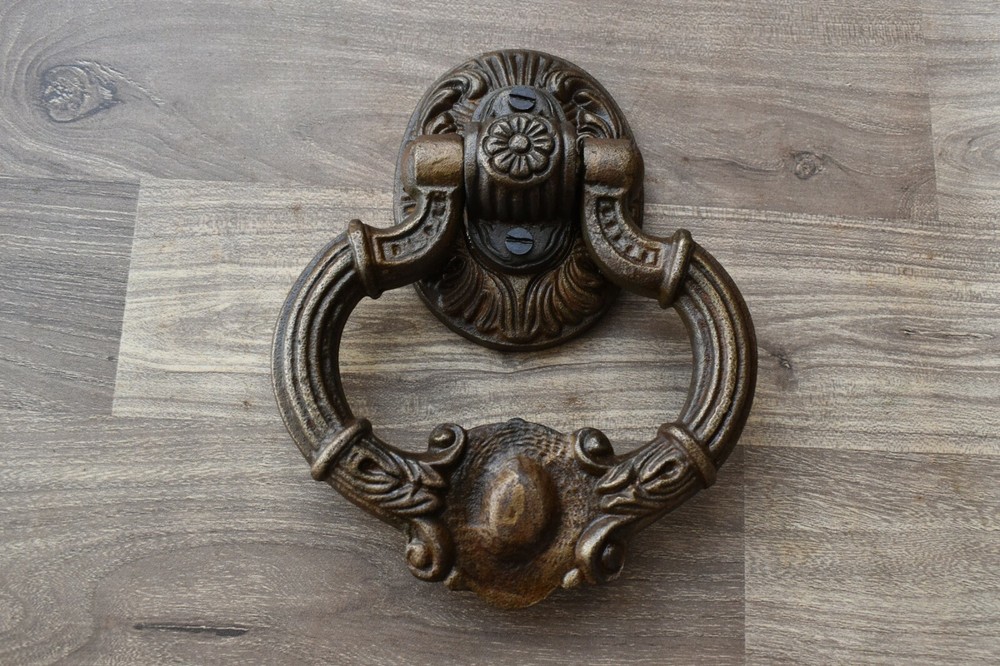 Vintage Cast Iron Victorian Face antique Door Knocker Handle Knob Pull Ring