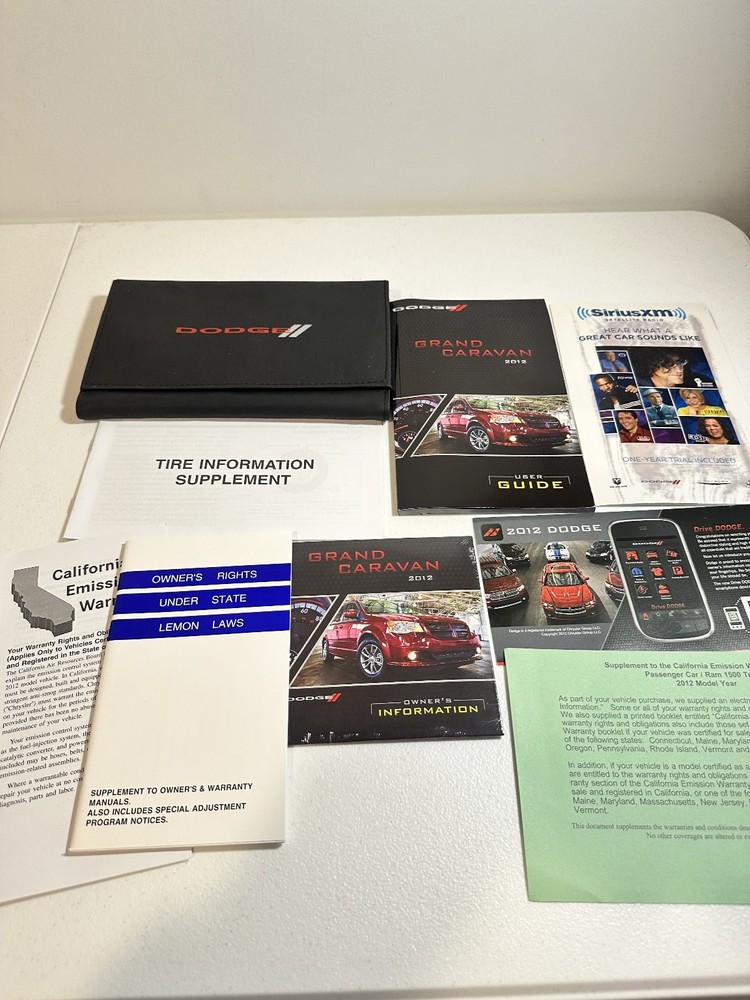 Dodge Grand Caravan 2012 Owner's Guide & Info Kit Chrysler