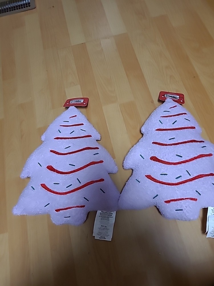 TWO PURPLE TREE PILLOWS ( BIN PP)