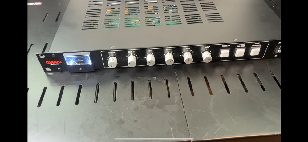 Warm Audio Bus-Comp 2-Channel Stereo VCA Bus Compressor –Mint, Light Use