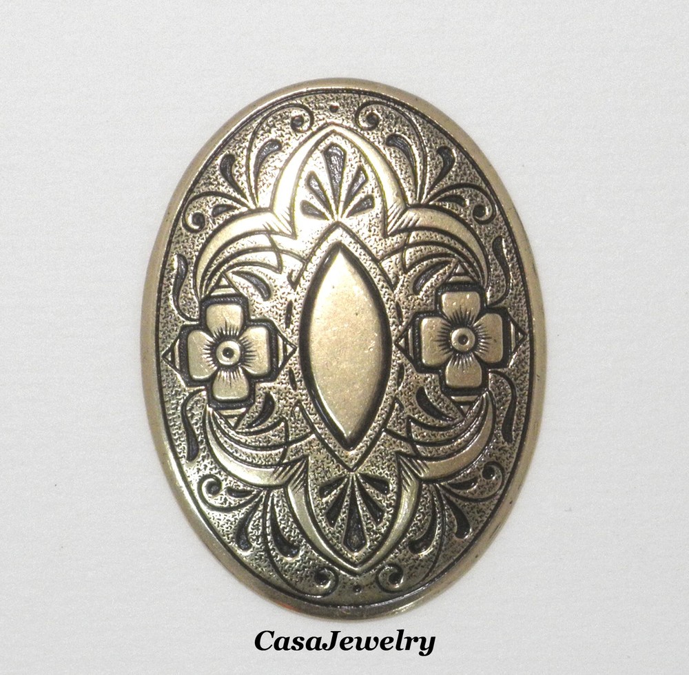 #4030 ANTIQUED GOLD 40x30 CELTIC DESIGN CABOCHON - 1 Pc