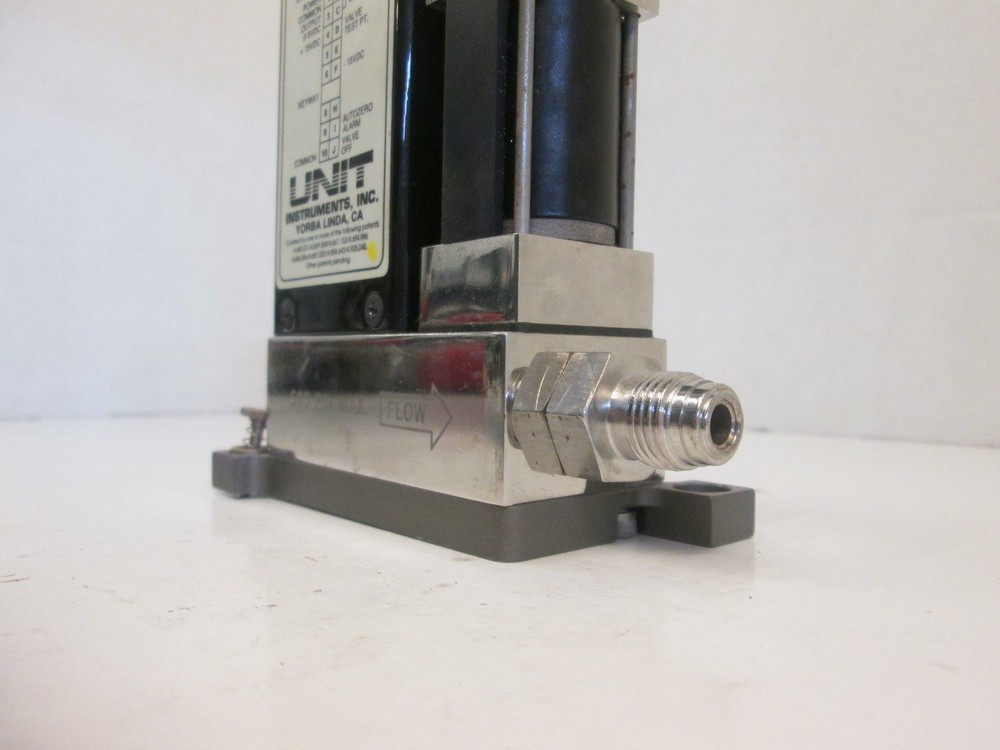 Unit UFC-1020 Mass Flow Controller MFC, HCL, 500 SCCM