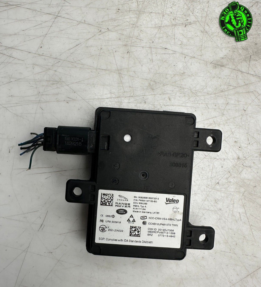 2016-2020 JAGUAR XE XF F-PACE REAR LEFT / RIGHT BLIND SPOT SENSOR CONTROL MODULE
