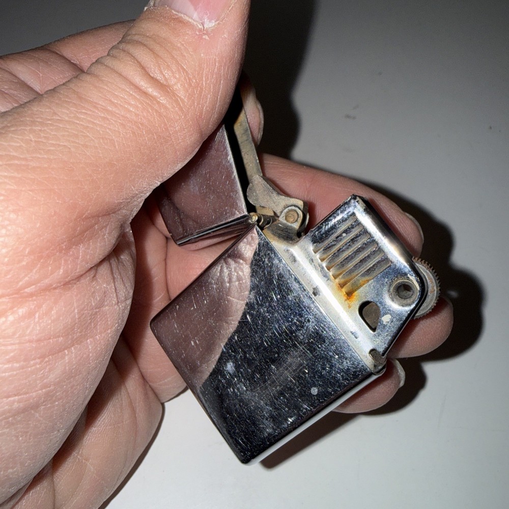 Vintage Ronson Wind II Lighter