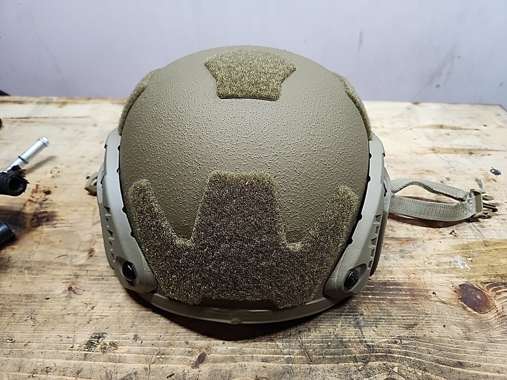 USMC GENTEX HELMET, HIGH CUT, SIZE LARGE