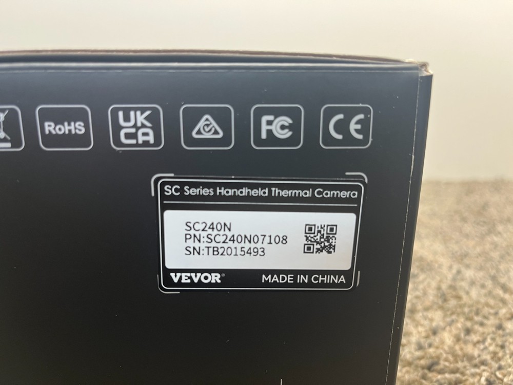 VEVOR HANDHELD THERMAL CAMERA MODEL #SC240N ( OPEN BOX)