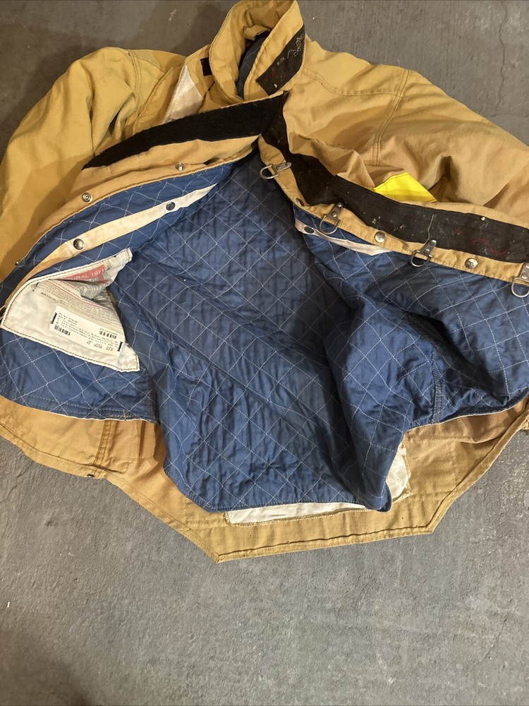 Morning Pride Turnout Coat Size 42 Chest Bunker Jacket
