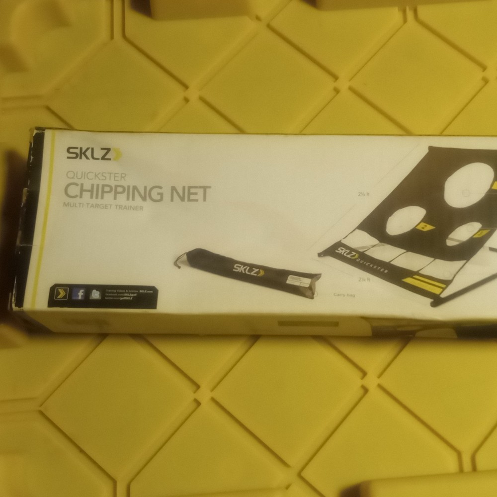 NIB KLZ Quickster Golf Chipping Net - Black