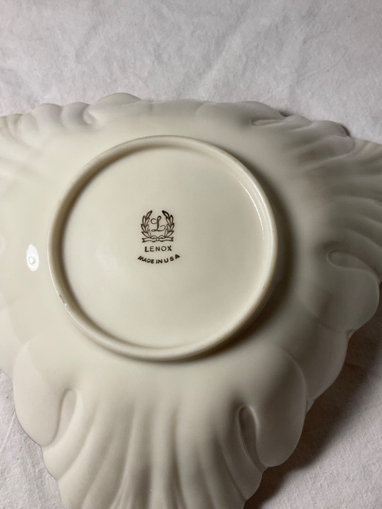 Lenox Triad candy dish decorative design gold trim