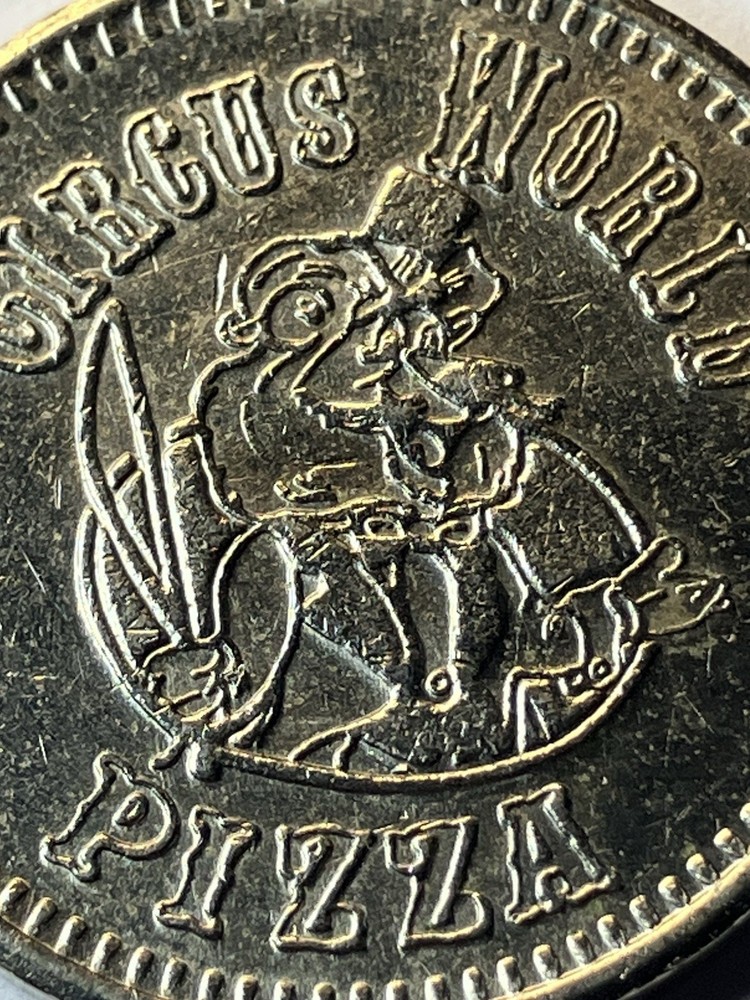 Rare Circus World Arcade Token Defunct #ua2